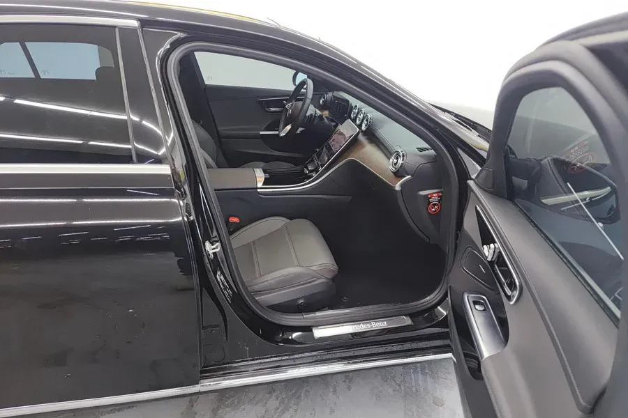 2022 Mercedes-Benz C Class 1.5T 204HP L4 9AT,autocango,china used car exporter,china ev exporter,chinese used car exporter,chinese used ev exporter