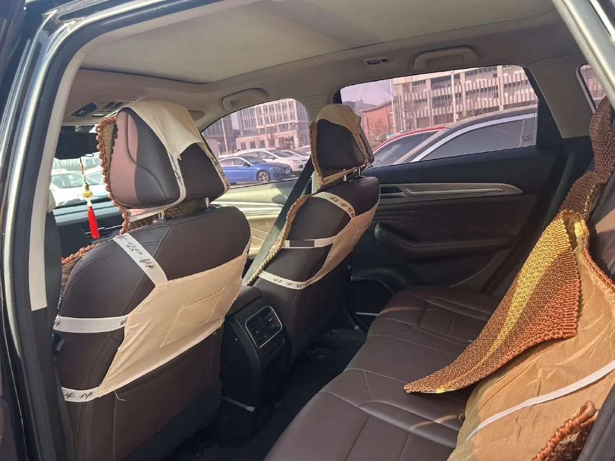 2020 Haval F7 1.5T 169HP L4 7DCT,autocango,china used car exporter,china ev exporter,chinese used car exporter,chinese used ev exporter