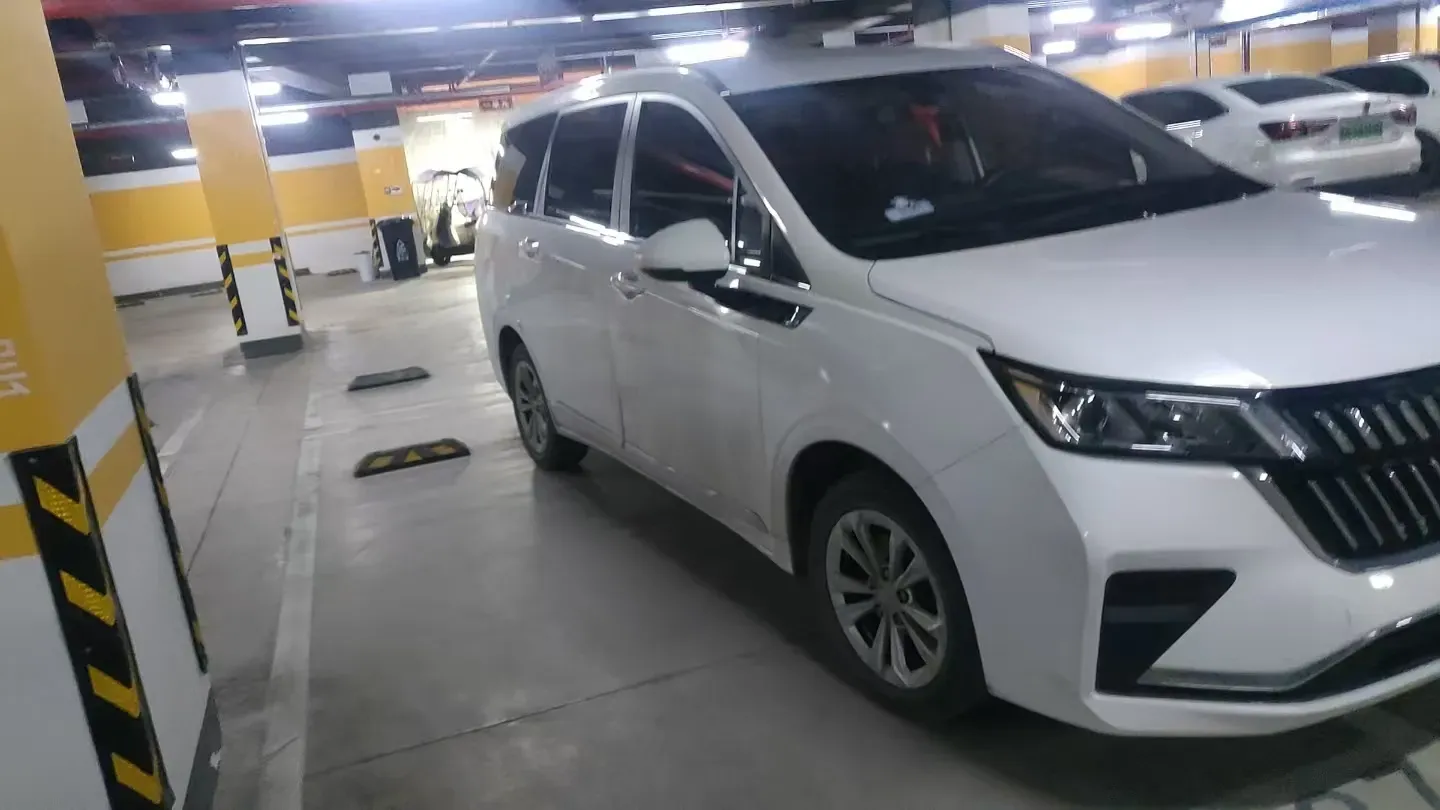 2022 WuLing ZhengChen 2.0L 136HP L4 6MT,autocango,china used car exporter,china ev exporter,chinese used car exporter,chinese used ev exporter