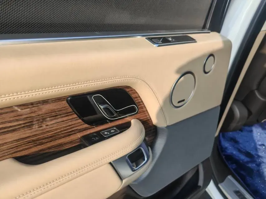 2018 Land Rover Range Rover 3.0T 381HP V6 8AT,autocango,china used car exporter,china ev exporter,chinese used car exporter,chinese used ev exporter