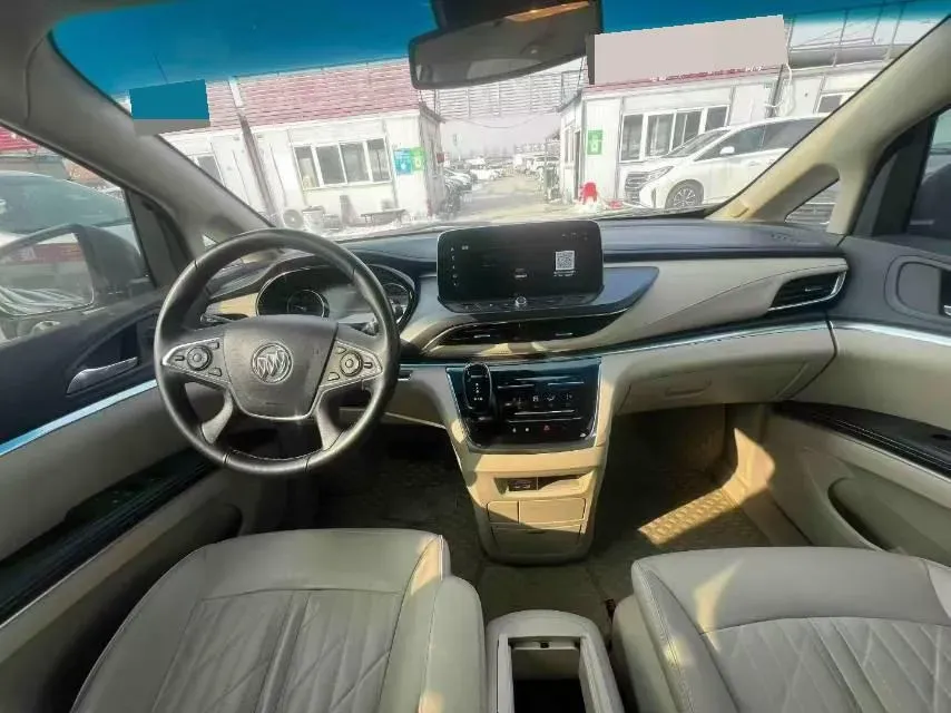 2022 Buick GL8 2.0T 237HP L4 9AT,autocango,china used car exporter,china ev exporter,chinese used car exporter,chinese used ev exporter