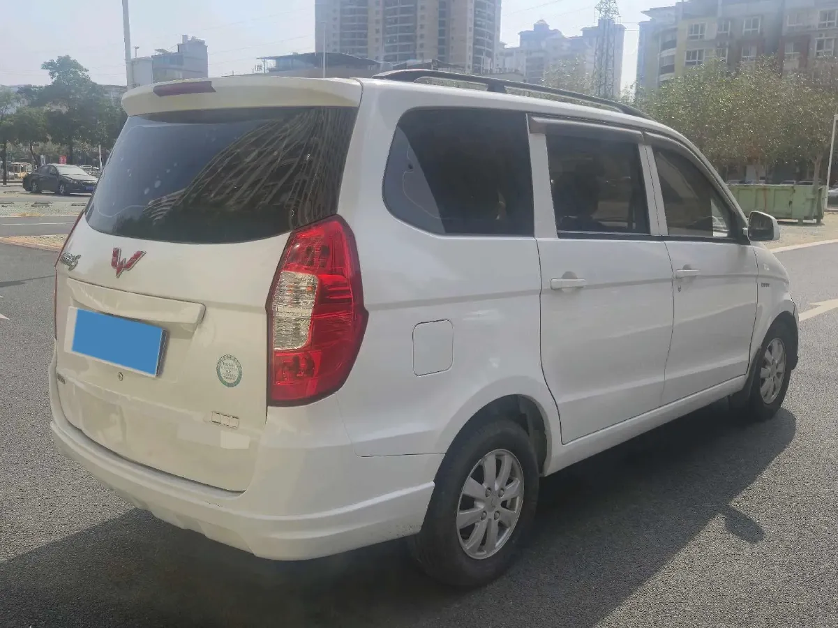 2016 WuLing HongGuang 1.5L 112HP L4 5MT,autocango,china used car exporter,china ev exporter,chinese used car exporter,chinese used ev exporter