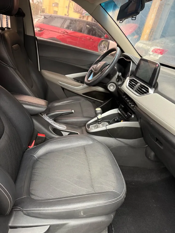 2017 BaoJun 510 1.5L 112HP L4 6MT,autocango,china used car exporter,china ev exporter,chinese used car exporter,chinese used ev exporter