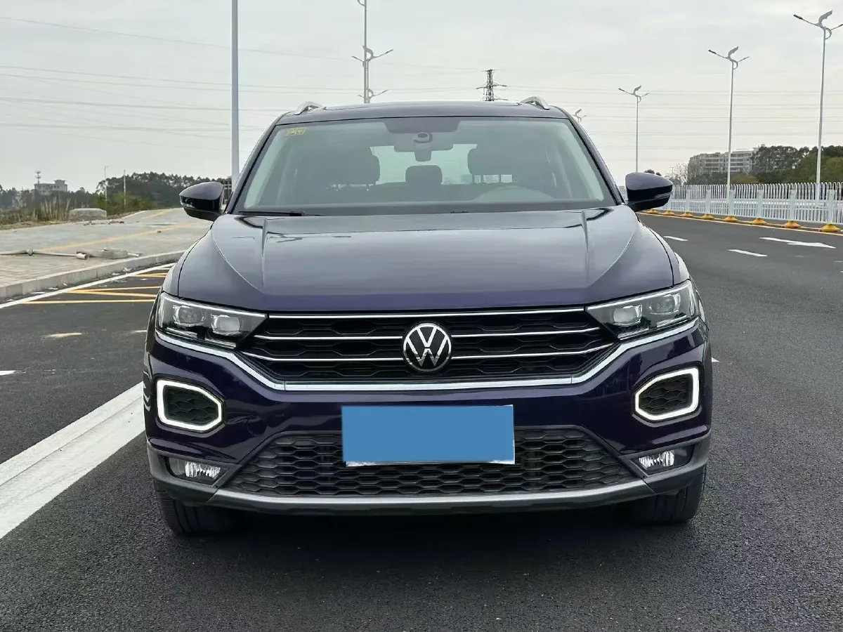 2021 Volkswagen T-Roc 1.4T 150HP L4 7DCT,autocango,china used car exporter,china ev exporter,chinese used car exporter,chinese used ev exporter