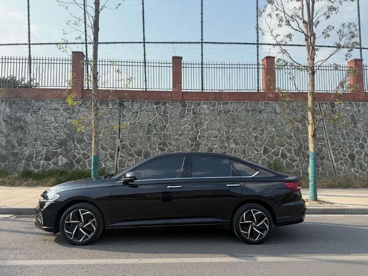 2023 Volkswagen Lavida 1.4T 150HP L4 7DCT,autocango,china used car exporter,china ev exporter,chinese used car exporter,chinese used ev exporter