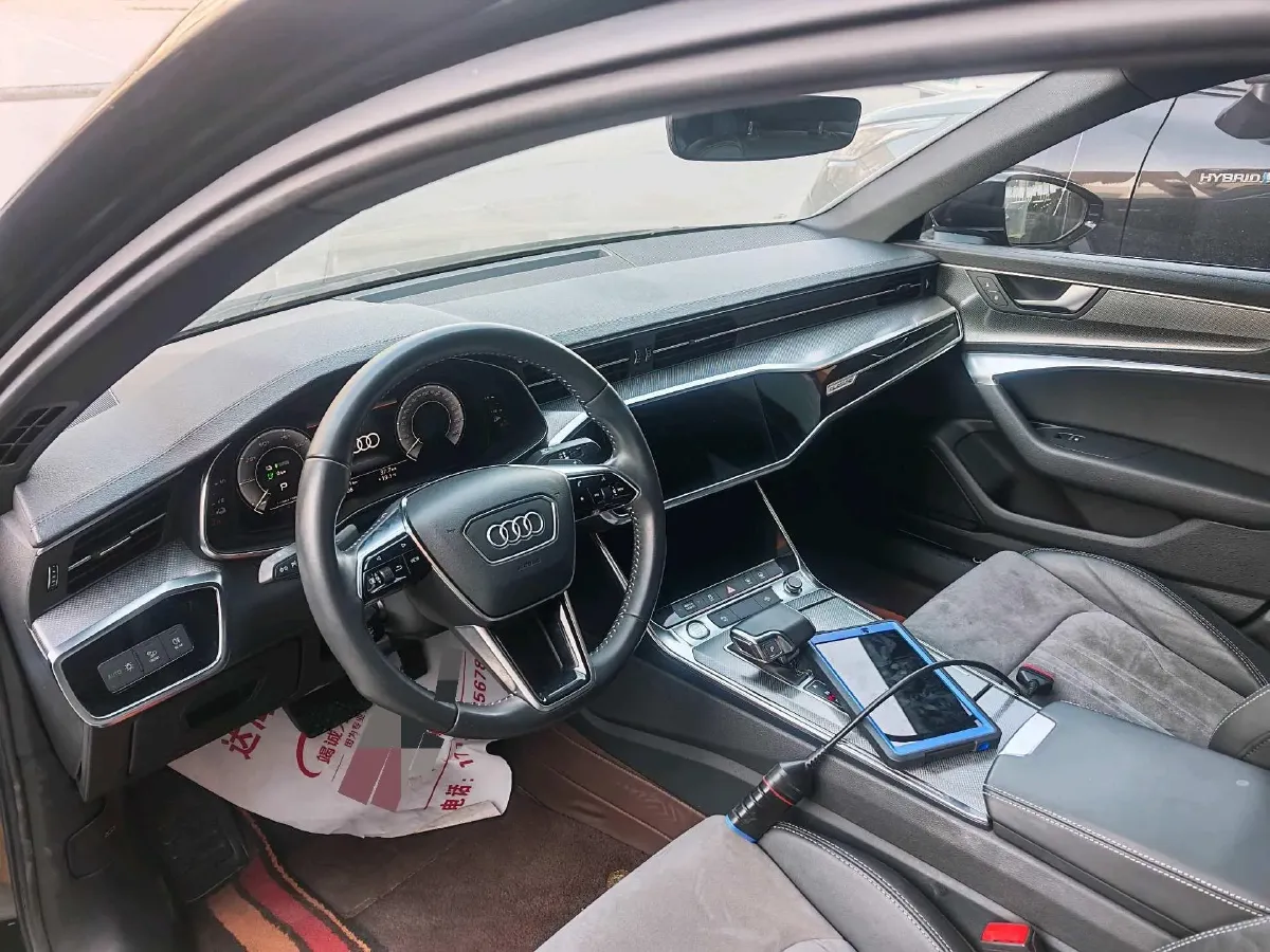 2020 Audi A6L 2.0T 252HP L4 7DCT PHEV 14.1KWH,autocango,china used car exporter,china ev exporter,chinese used car exporter,chinese used ev exporter