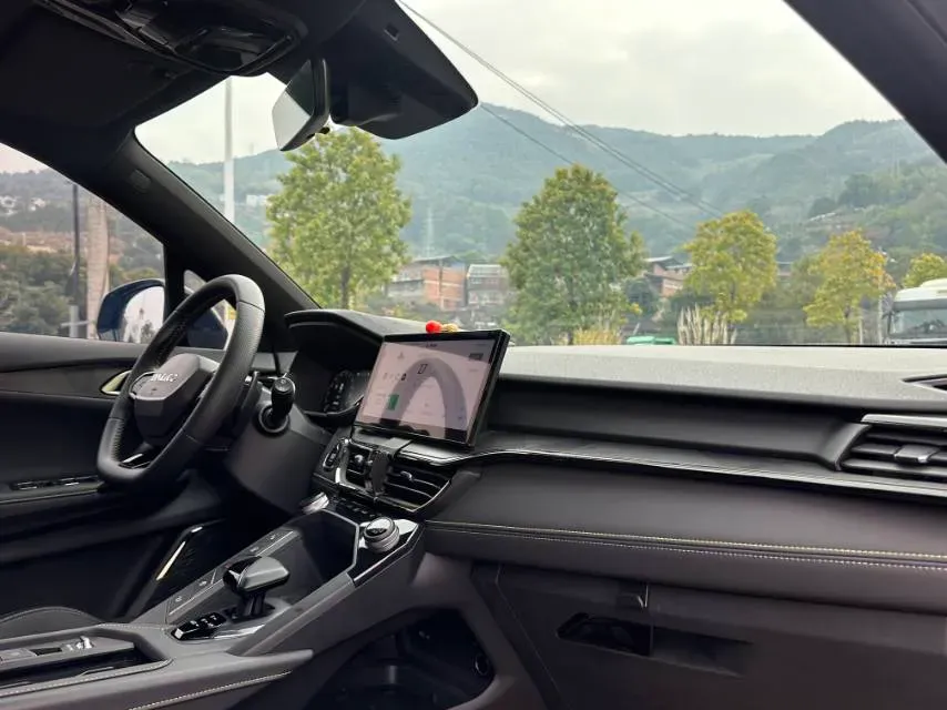 2023 LYNK&CO 06 1.5T 181HP L4 7DCT,autocango,china used car exporter,china ev exporter,chinese used car exporter,chinese used ev exporter