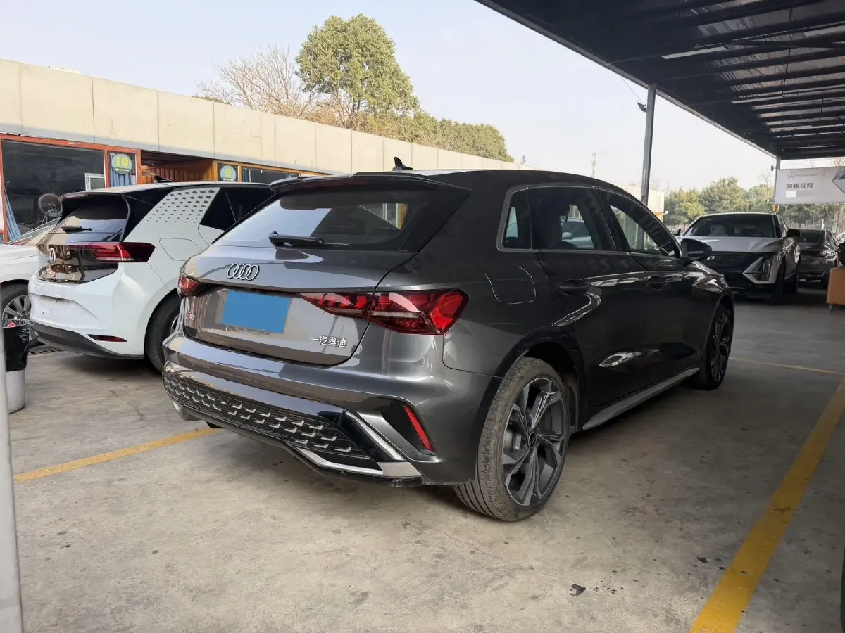 2025 Audi A3 1.5T 160HP L4 7DCT,autocango,china used car exporter,china ev exporter,chinese used car exporter,chinese used ev exporter