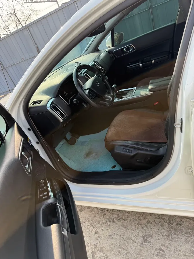 2017 Citroen C6 1.8T 204HP L4 6AT,autocango,china used car exporter,china ev exporter,chinese used car exporter,chinese used ev exporter