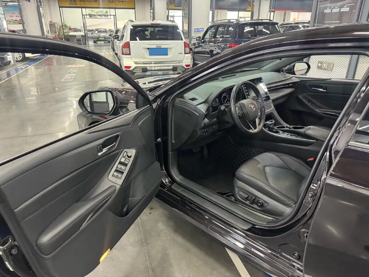 2019 Toyota Avalon 2.5L 178HP L4 E-CVT Hybrid,autocango,china used car exporter,china ev exporter,chinese used car exporter,chinese used ev exporter