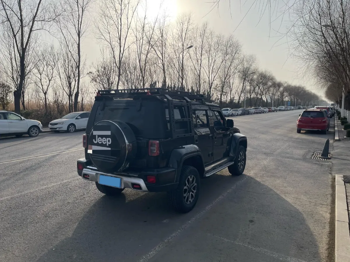 2023 Beijing BJ40 2.0T 224HP L4 8AT,autocango,china used car exporter,china ev exporter,chinese used car exporter,chinese used ev exporter
