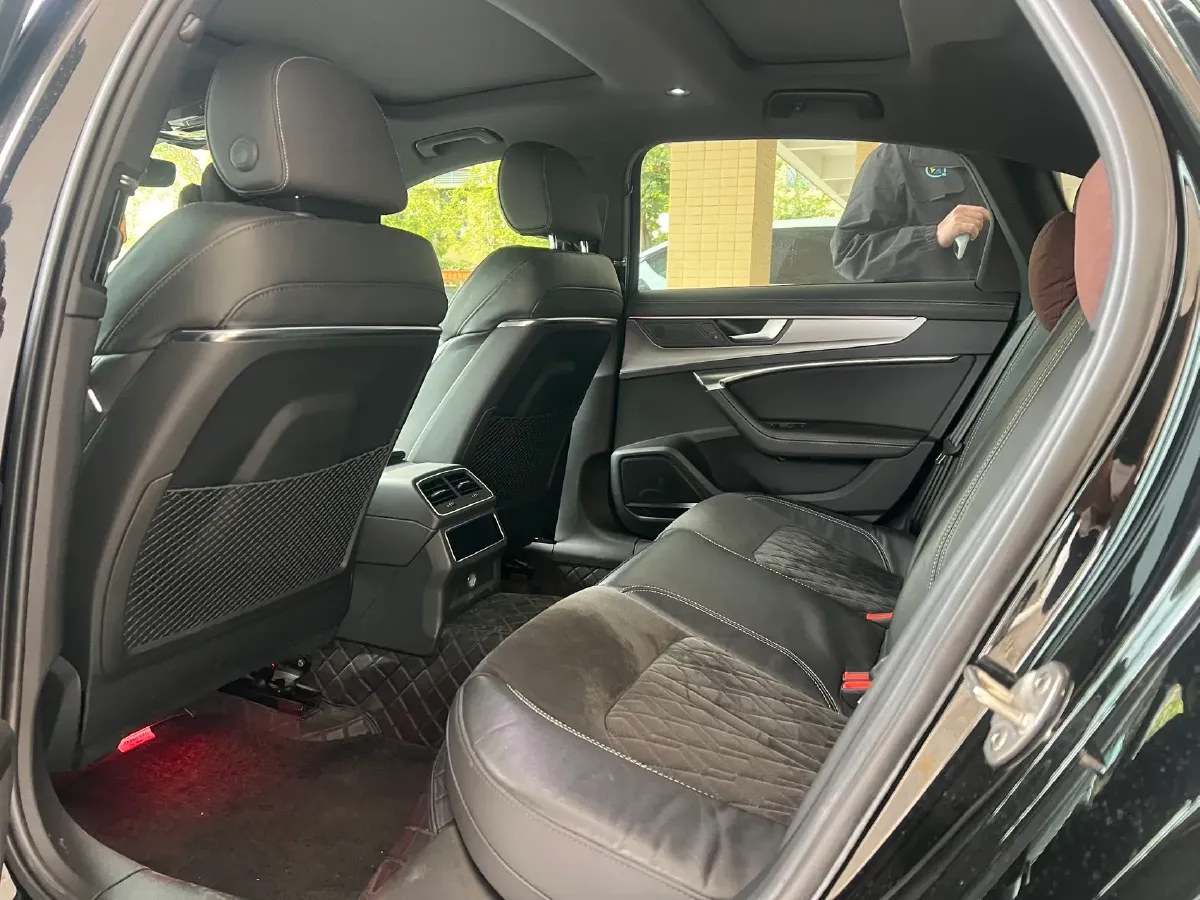 2021 Audi A6L 3.0T 340HP V6 7DCT,autocango,china used car exporter,china ev exporter,chinese used car exporter,chinese used ev exporter