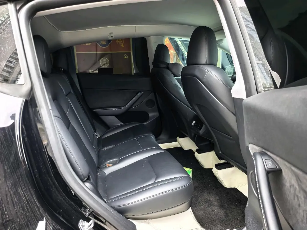 2022 Tesla Model Y BEV 60KWH,autocango,china used car exporter,china ev exporter,chinese used car exporter,chinese used ev exporter