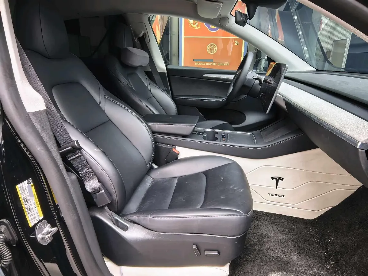 2022 Tesla Model Y BEV 60KWH,autocango,china used car exporter,china ev exporter,chinese used car exporter,chinese used ev exporter