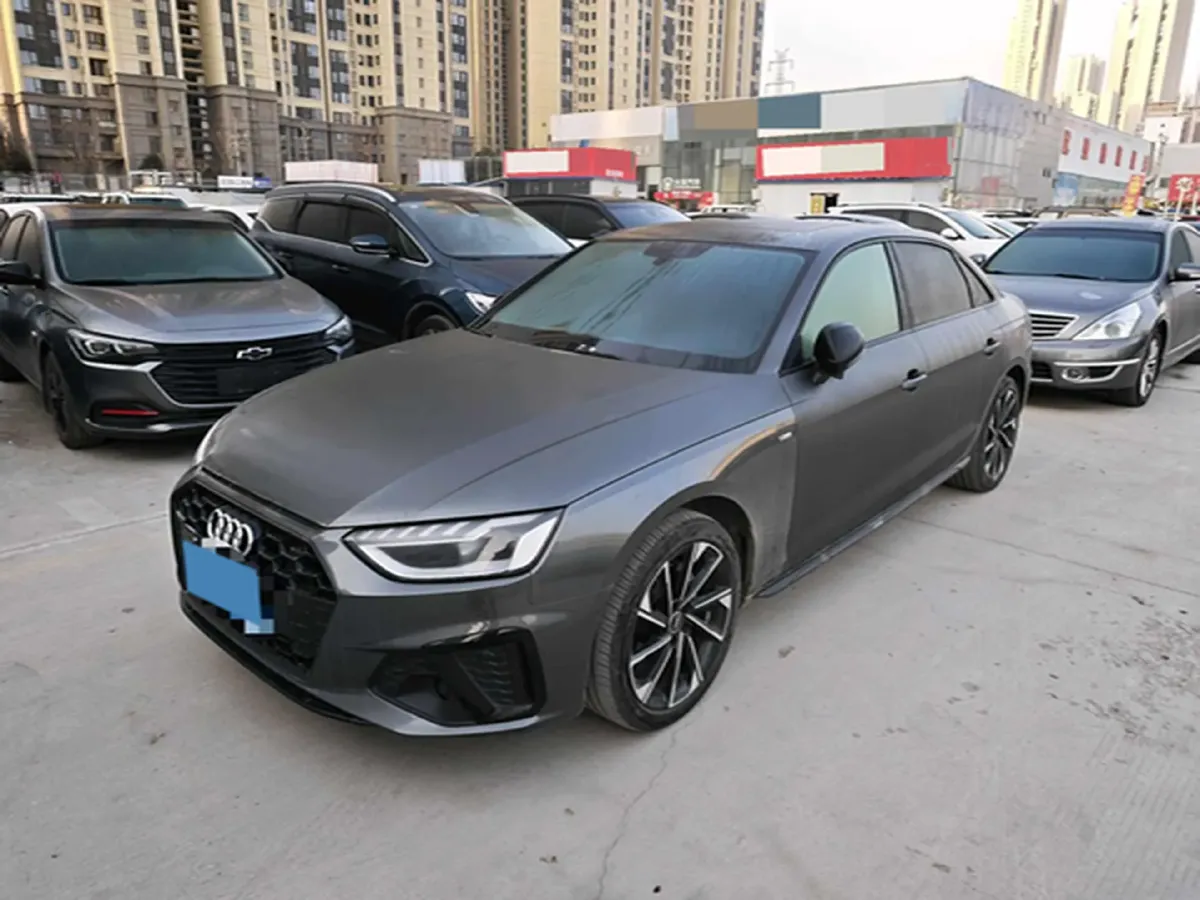 2022 Audi A4L 2.0T 190HP L4 7DCT,autocango,china used car exporter,china ev exporter,chinese used car exporter,chinese used ev exporter