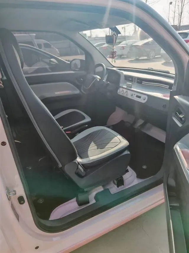 2021 WuLing HongGuang MINI EV BEV 9.3KWH,autocango,china used car exporter,china ev exporter,chinese used car exporter,chinese used ev exporter