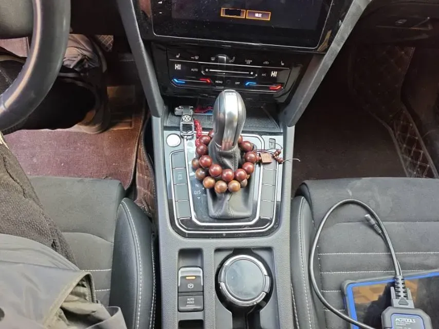 2020 Volkswagen Magotan 2.0T 186HP L4 7DCT,autocango,china used car exporter,china ev exporter,chinese used car exporter,chinese used ev exporter