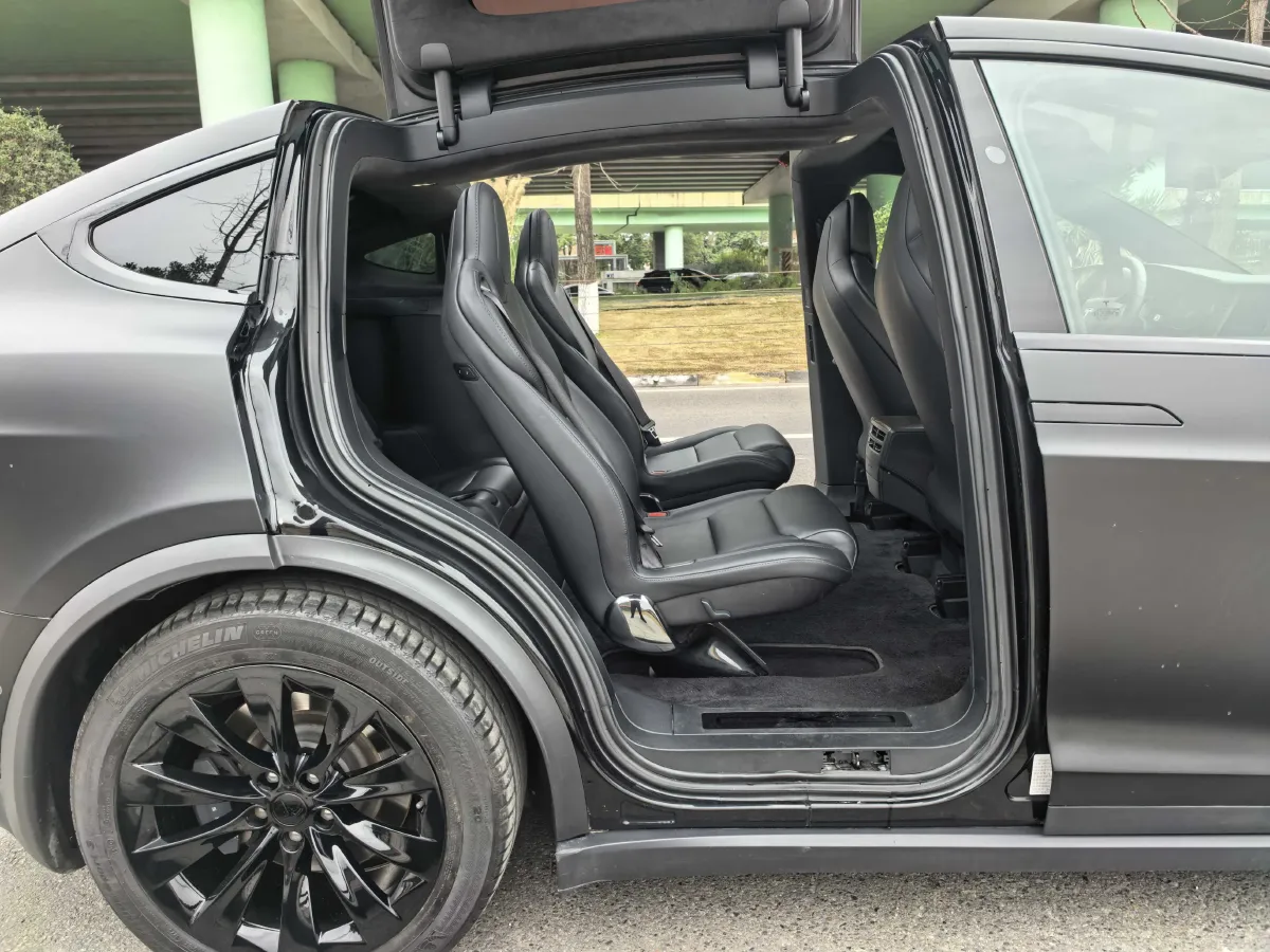 2019 Tesla Model X BEV 100KWH,autocango,china used car exporter,china ev exporter,chinese used car exporter,chinese used ev exporter