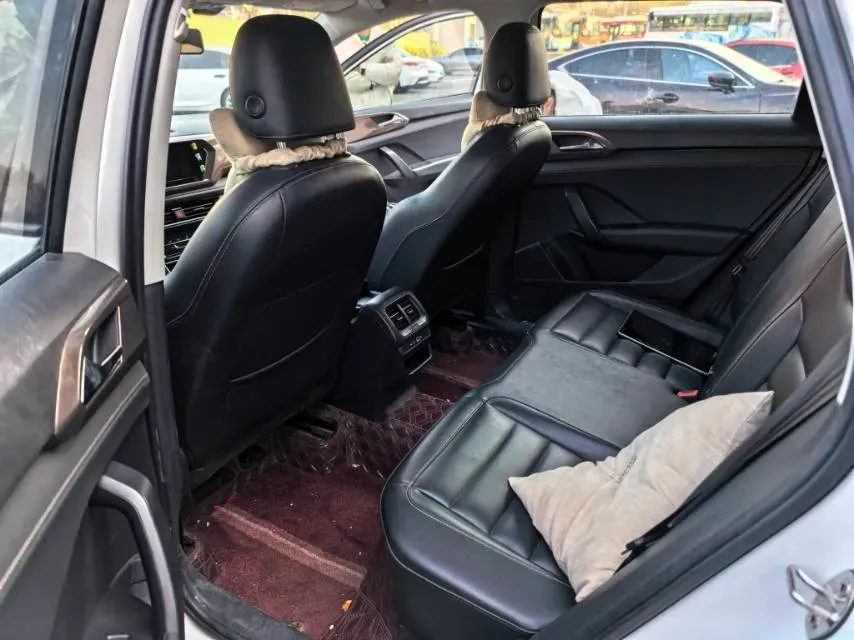 2021 Volkswagen Tharu 1.4T 150HP L4 7DCT,autocango,china used car exporter,china ev exporter,chinese used car exporter,chinese used ev exporter