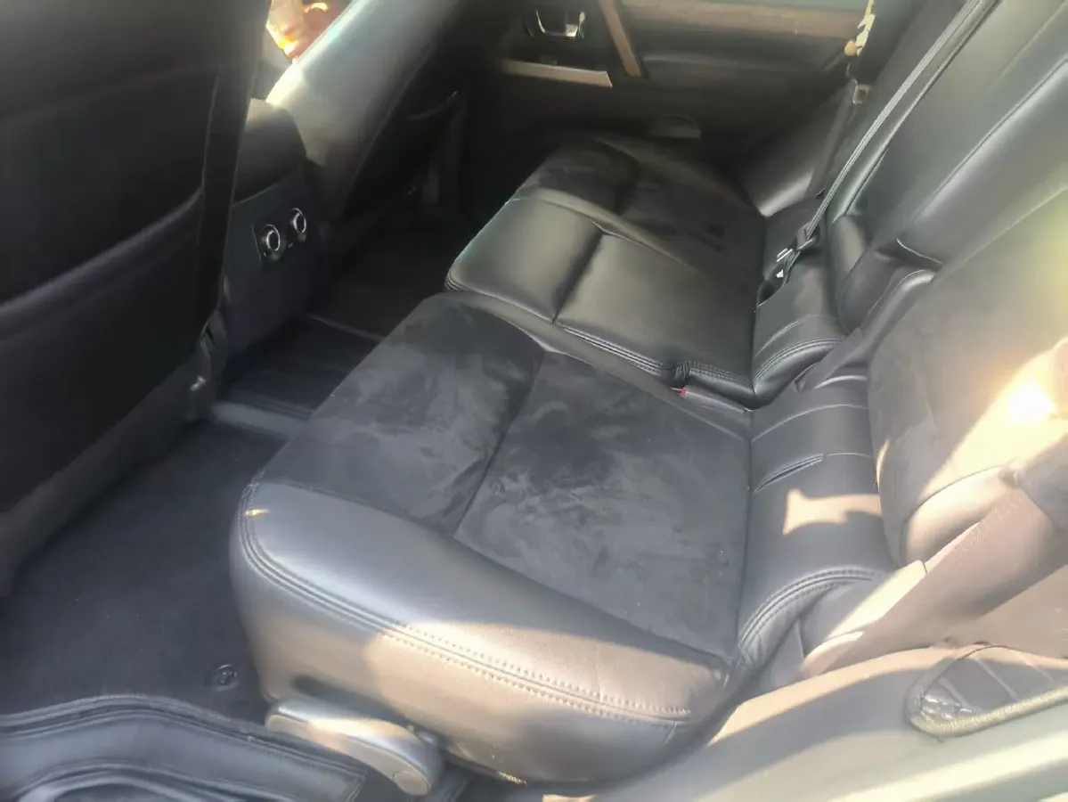 2019 Mitsubishi Pajero 3.0L 174HP V6 5AT,autocango,china used car exporter,china ev exporter,chinese used car exporter,chinese used ev exporter