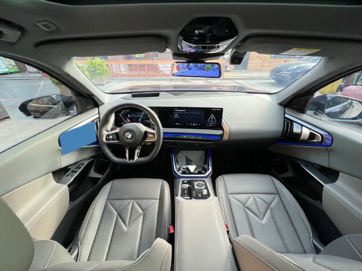 2025 BMW X3 2.0T 258HP L4 8AT,autocango,china used car exporter,china ev exporter,chinese used car exporter,chinese used ev exporter