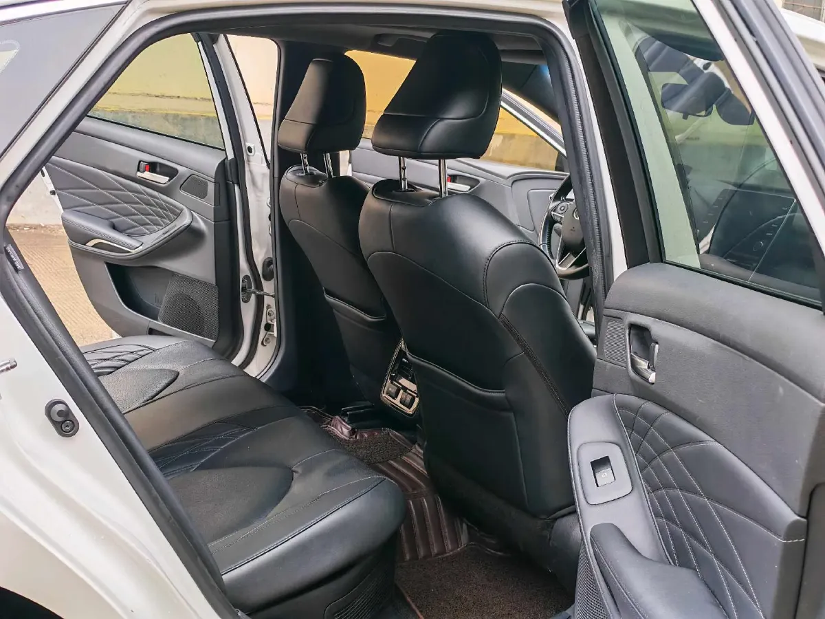 2019 Toyota Avalon 2.5L 178HP L4 E-CVT Hybrid,autocango,china used car exporter,china ev exporter,chinese used car exporter,chinese used ev exporter