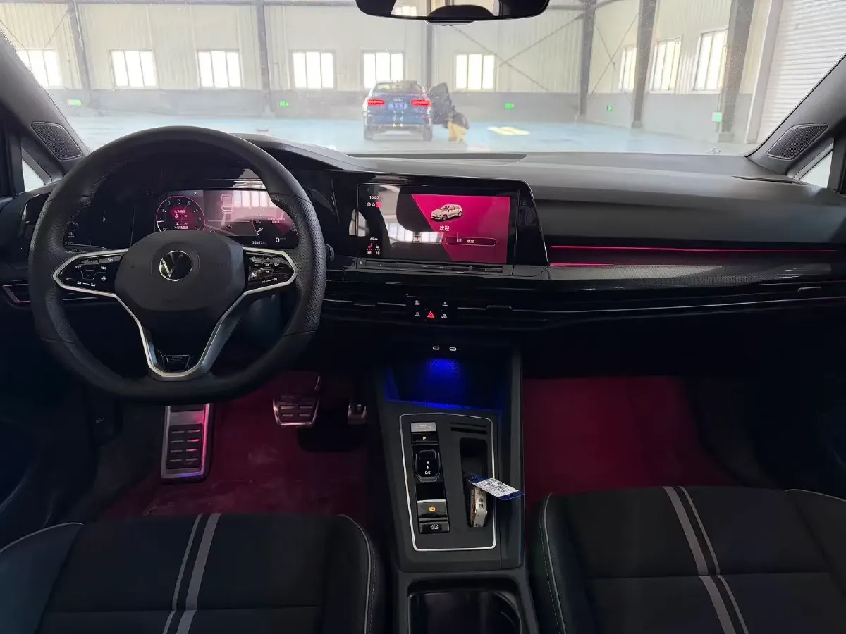 2023 Volkswagen Golf 1.4T 150HP L4 7DCT,autocango,china used car exporter,china ev exporter,chinese used car exporter,chinese used ev exporter