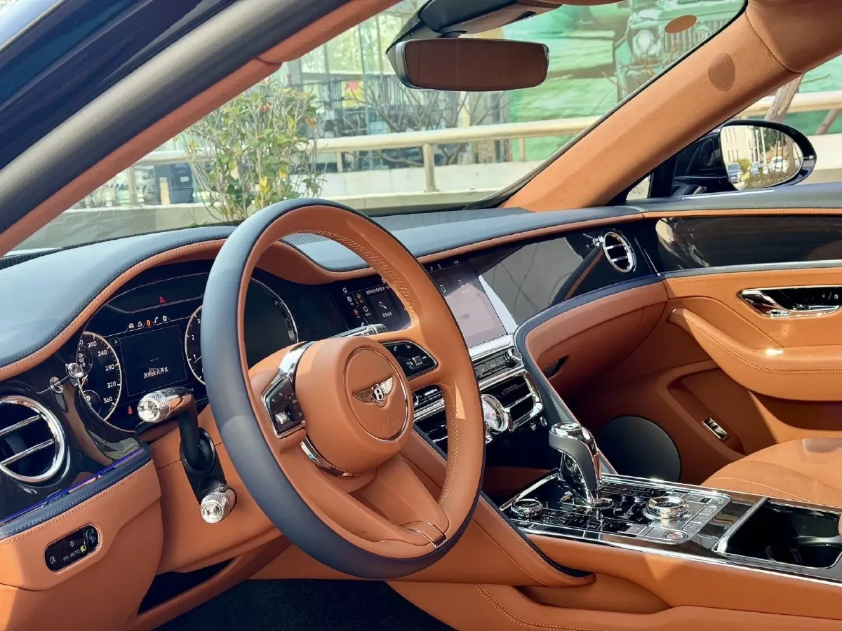 2023 Bentley Flying Spur 4.0T 550HP V8 8DCT,autocango,china used car exporter,china ev exporter,chinese used car exporter,chinese used ev exporter