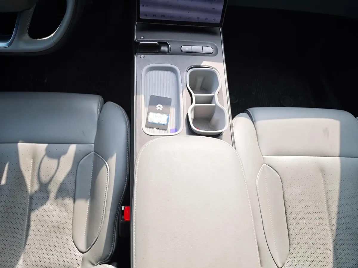 2022 JunTian HeiWuShi Youth 2.0T 203HP L4 6AT,autocango,china used car exporter,china ev exporter,chinese used car exporter,chinese used ev exporter