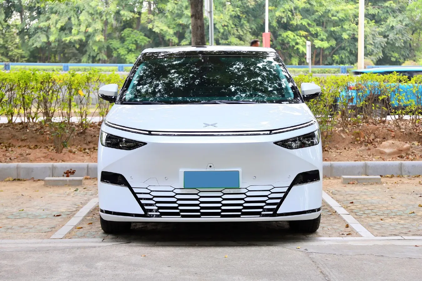 2024 Xpeng X9 BEV 101.5KWH,autocango,china used car exporter,china ev exporter,chinese used car exporter,chinese used ev exporter
