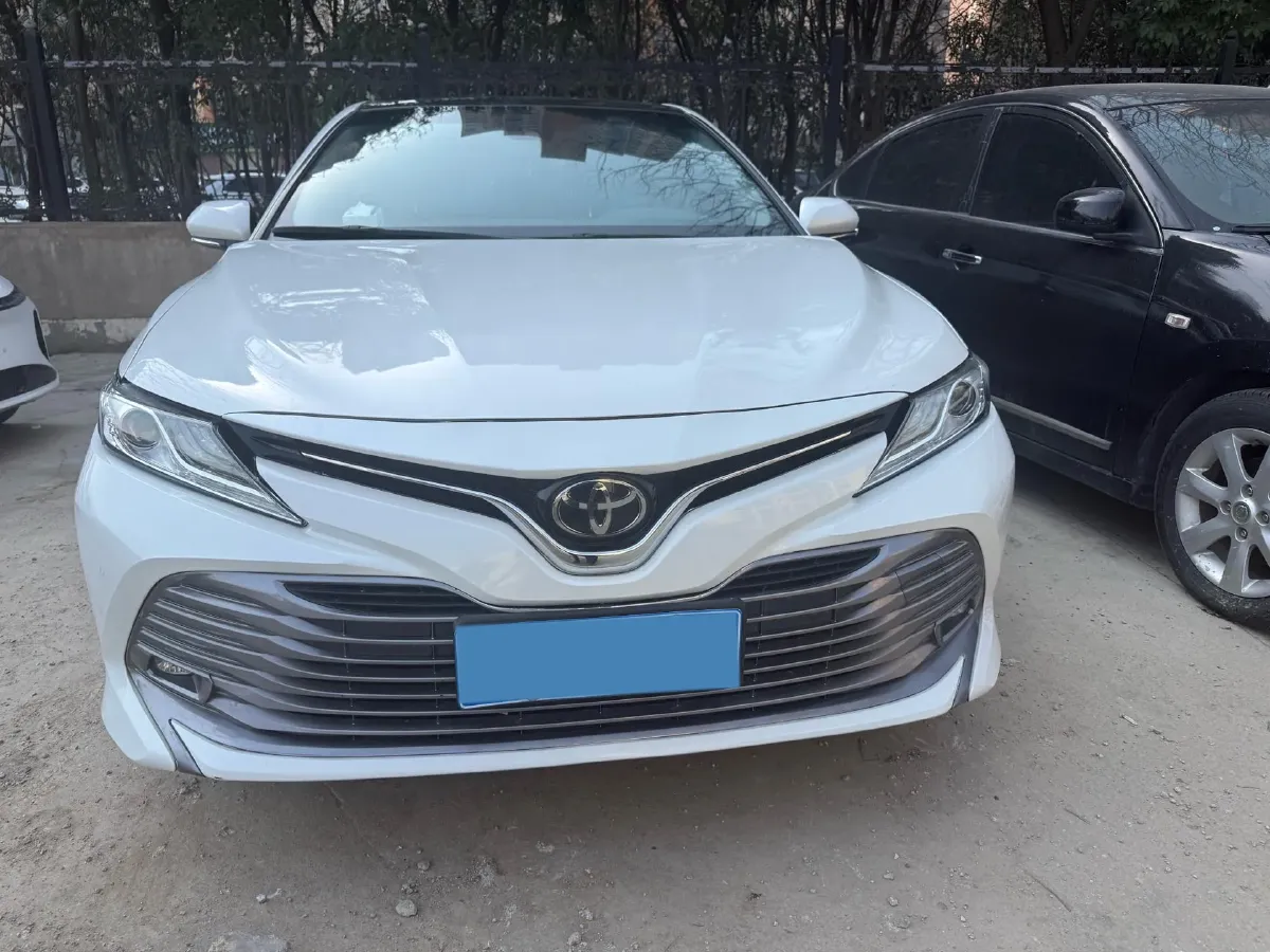 2019 Toyota Camry 2.5L 209HP L4 8AT,autocango,china used car exporter,china ev exporter,chinese used car exporter,chinese used ev exporter
