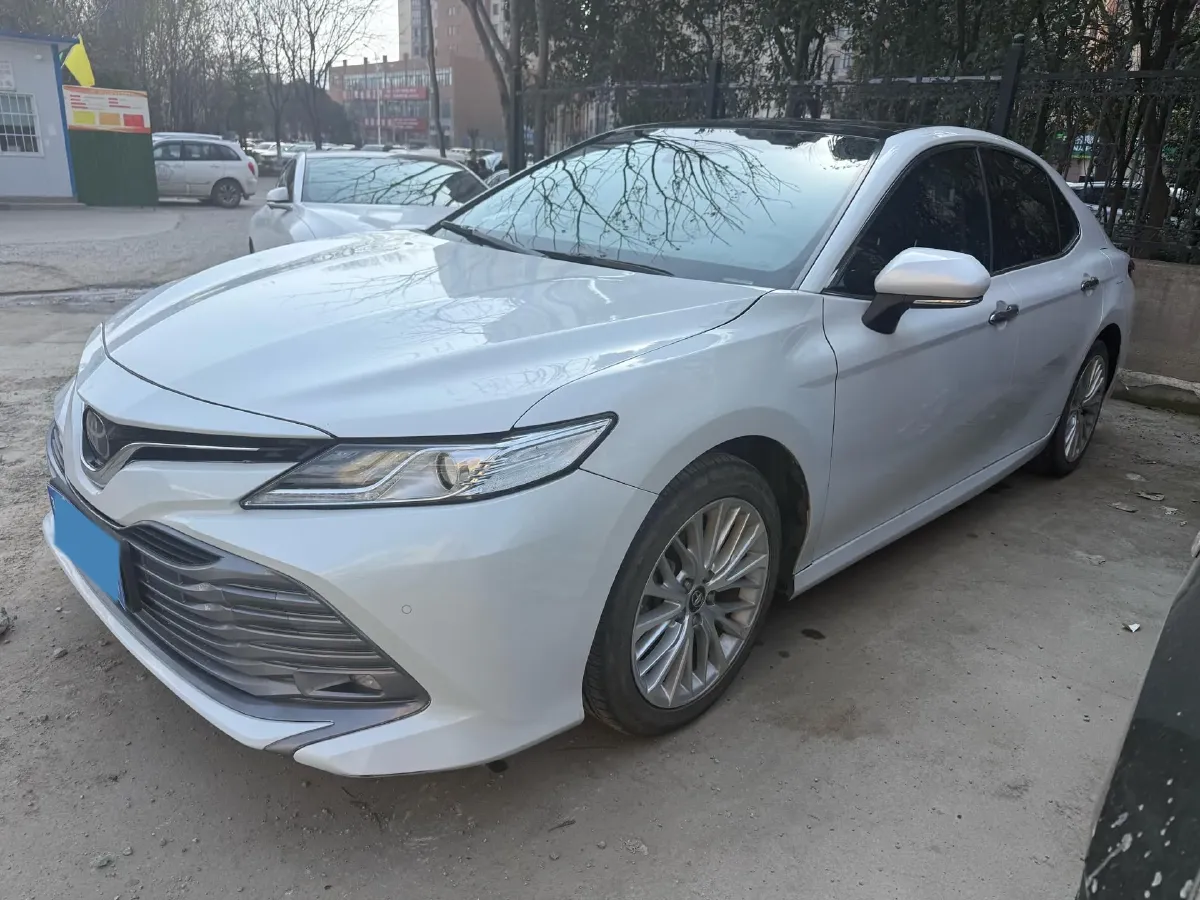 2019 Toyota Camry 2.5L 209HP L4 8AT,autocango,china used car exporter,china ev exporter,chinese used car exporter,chinese used ev exporter