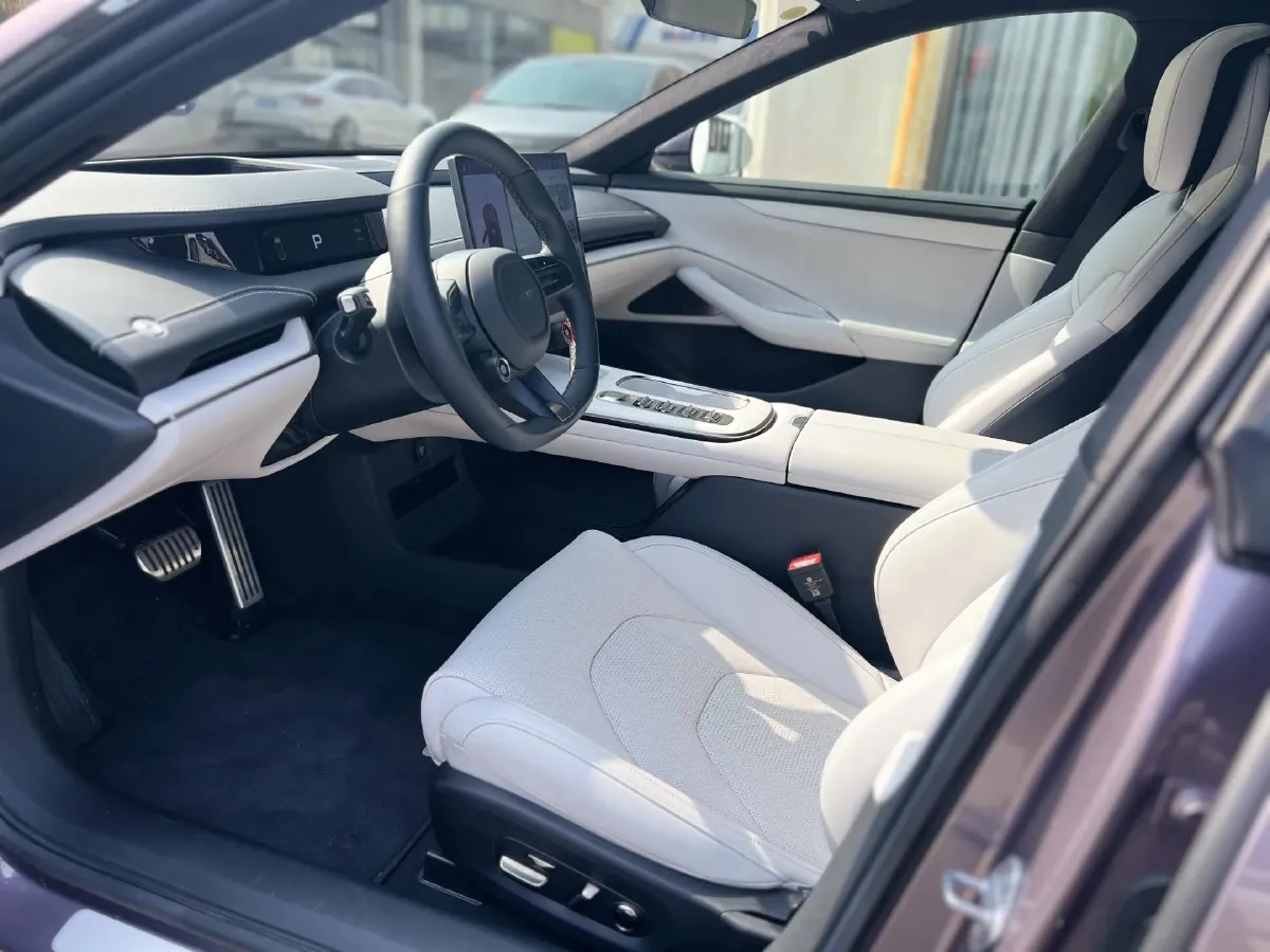 2024 MI SU7 BEV 101KWH,autocango,china used car exporter,china ev exporter,chinese used car exporter,chinese used ev exporter