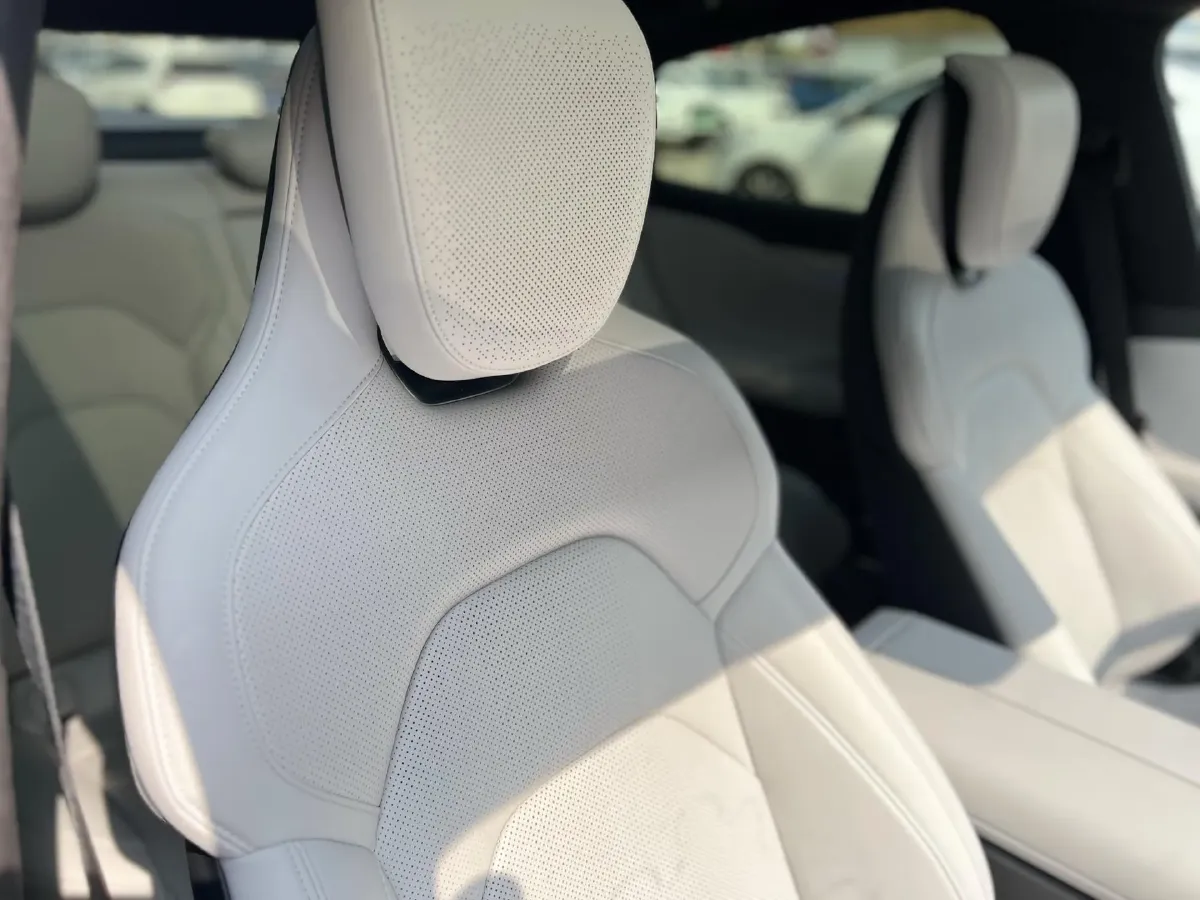 2024 MI SU7 BEV 101KWH,autocango,china used car exporter,china ev exporter,chinese used car exporter,chinese used ev exporter