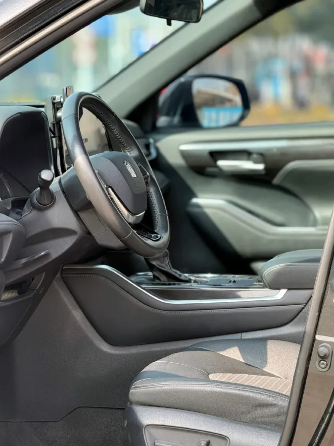 2022 Toyota Crown Kluger 2.5L 192HP L4 E-CVT Hybrid,autocango,china used car exporter,china ev exporter,chinese used car exporter,chinese used ev exporter