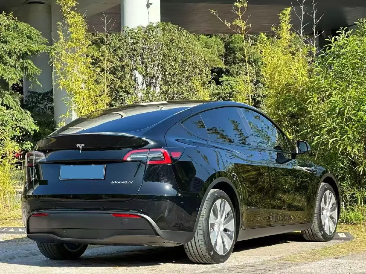 2022 Tesla Model Y BEV 60KWH,autocango,china used car exporter,china ev exporter,chinese used car exporter,chinese used ev exporter