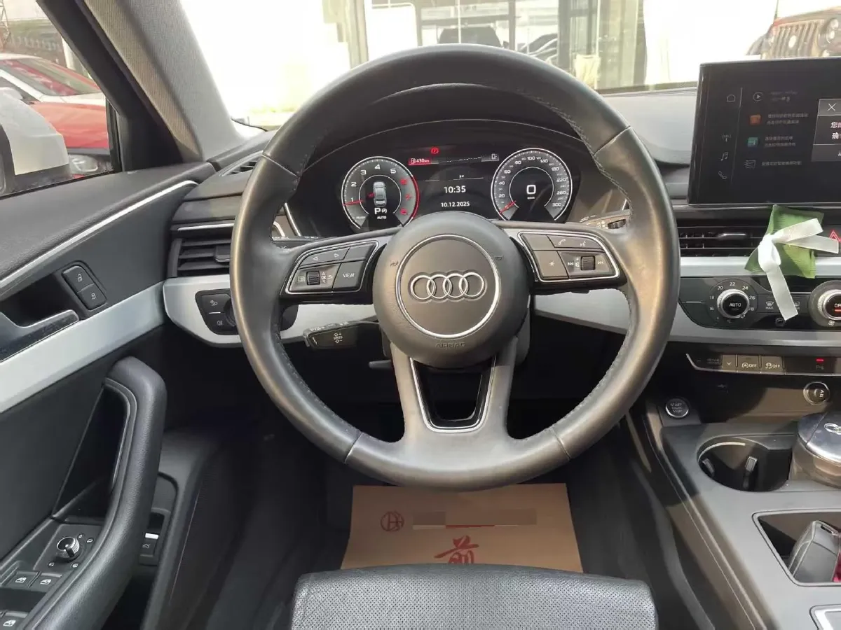 2022 Audi A4L 2.0T 190HP L4 7DCT,autocango,china used car exporter,china ev exporter,chinese used car exporter,chinese used ev exporter