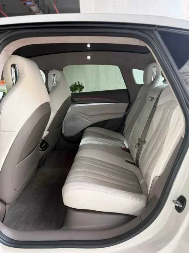 2022 IM L7 BEV 90KWH,autocango,china used car exporter,china ev exporter,chinese used car exporter,chinese used ev exporter