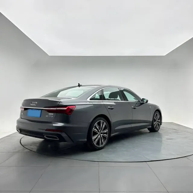 2022 Audi A6L 2.0T 224HP L4 7DCT,autocango,china used car exporter,china ev exporter,chinese used car exporter,chinese used ev exporter