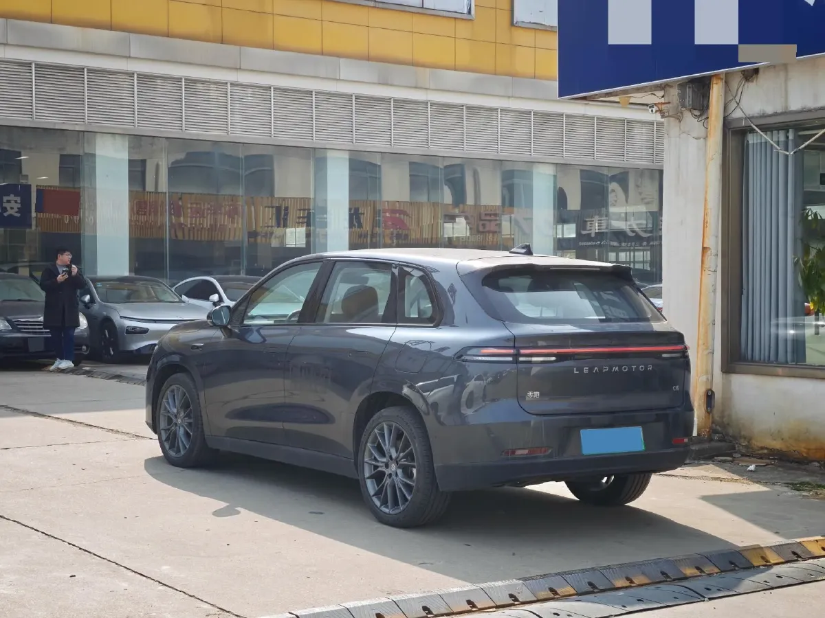 2024 Leapmotor C10 1.5L 95HP L4 REEV 28.4KWH,autocango,china used car exporter,china ev exporter,chinese used car exporter,chinese used ev exporter