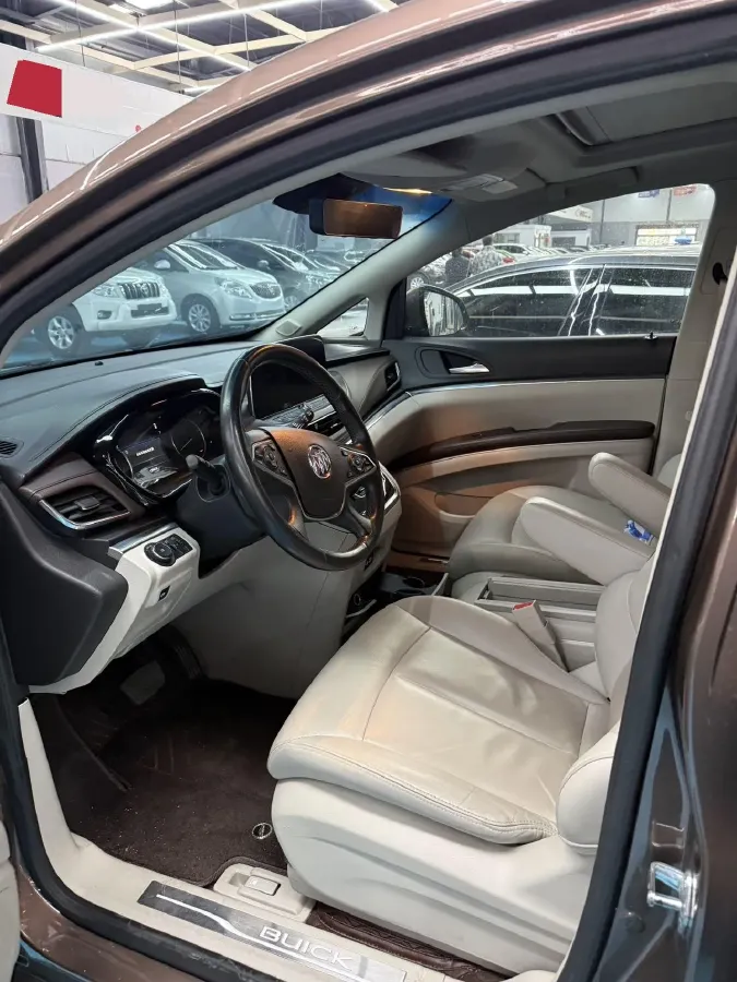 2021 Buick GL8 2.0T 237HP L4 9AT,autocango,china used car exporter,china ev exporter,chinese used car exporter,chinese used ev exporter