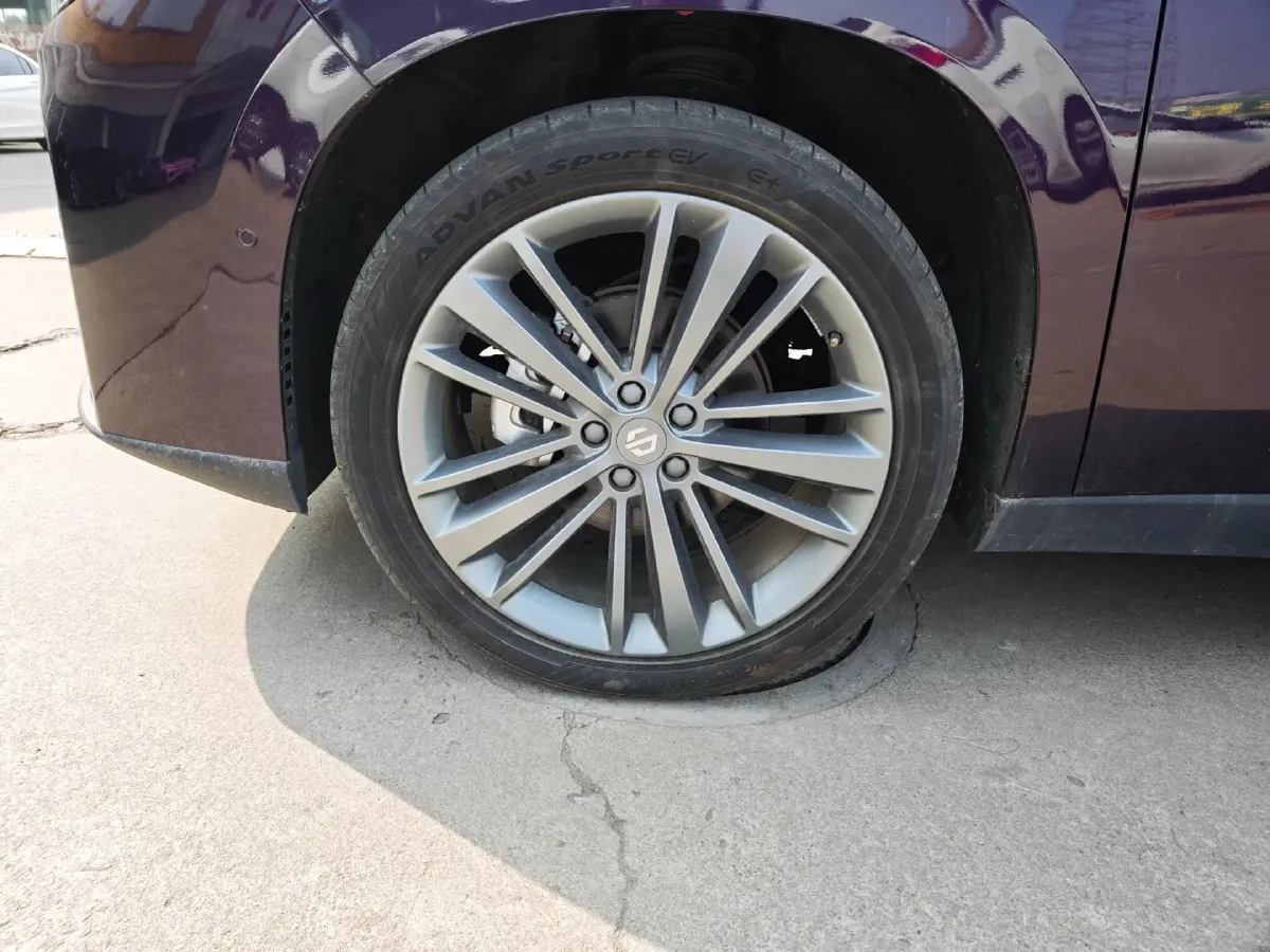 2024 Leapmotor C16 1.5L 95HP L4 REEV 28.4KWH,autocango,china used car exporter,china ev exporter,chinese used car exporter,chinese used ev exporter