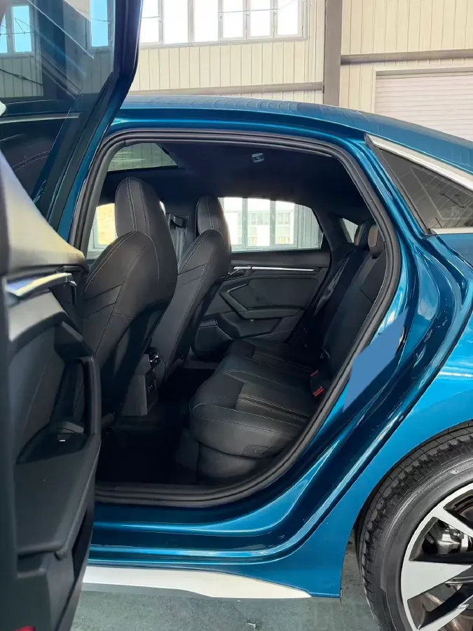 2022 Audi A3 1.4T 150HP L4 7DCT,autocango,china used car exporter,china ev exporter,chinese used car exporter,chinese used ev exporter