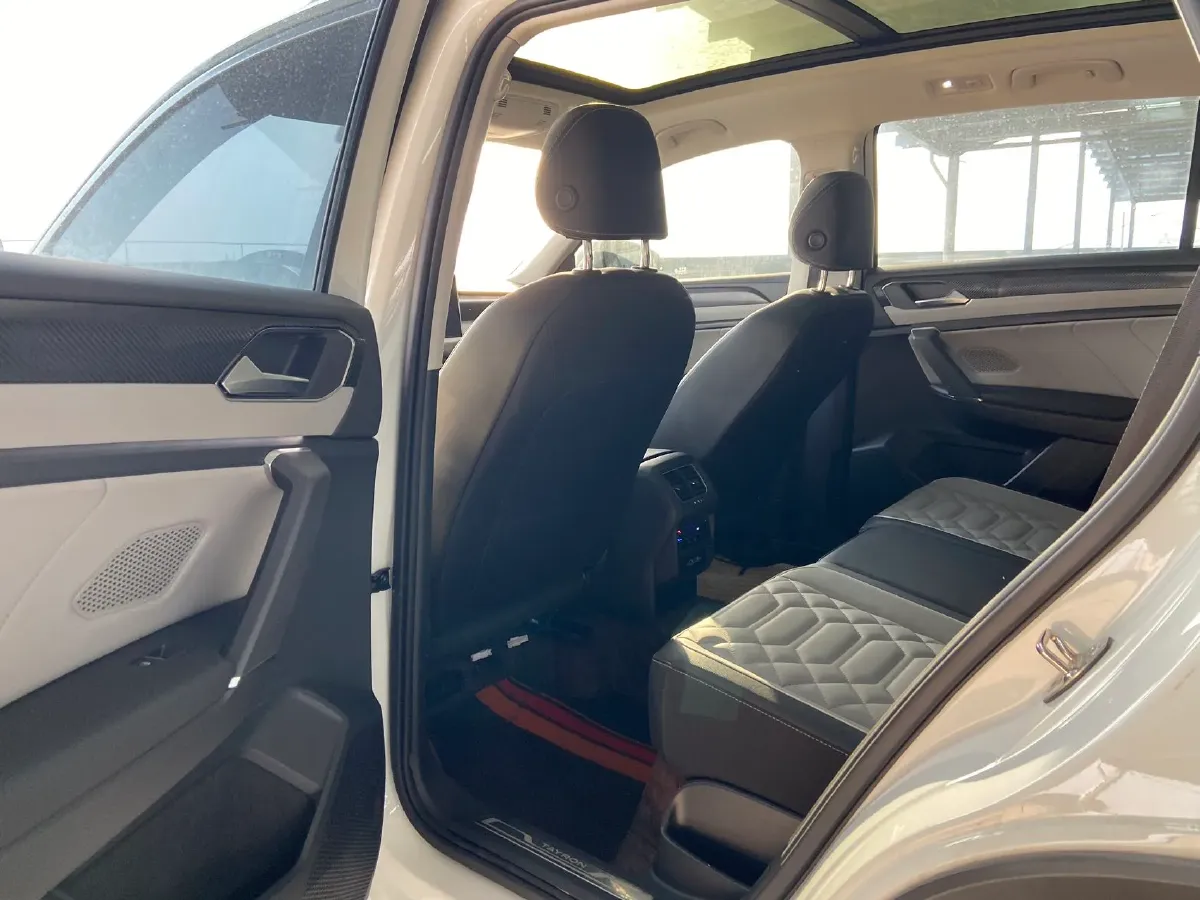 2023 Volkswagen Tayron 1.4T 150HP L4 7DCT,autocango,china used car exporter,china ev exporter,chinese used car exporter,chinese used ev exporter