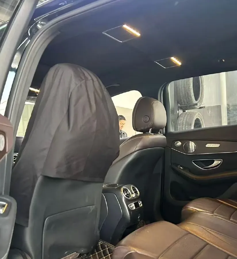 2021 Mercedes-Benz GLC Class 2.0T 258HP L4 9AT,autocango,china used car exporter,china ev exporter,chinese used car exporter,chinese used ev exporter