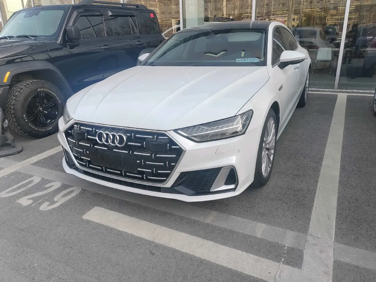 2022 Cadillac XT6 2.0T 237HP L4 9AT,autocango,china used car exporter,china ev exporter,chinese used car exporter,chinese used ev exporter