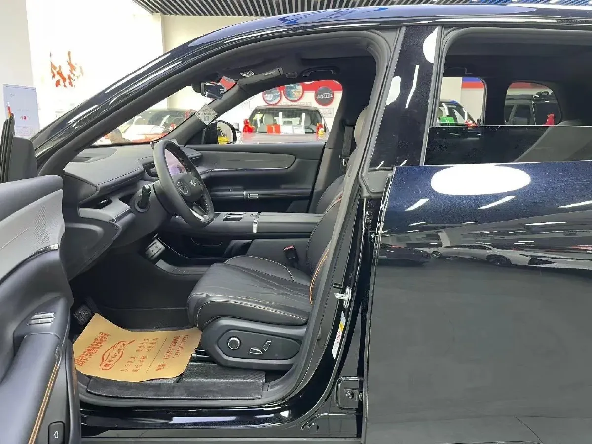 2025 ChangAn QiYuan Q07 1.5T 150HP L4 E-CVT PHEV,autocango,china used car exporter,china ev exporter,chinese used car exporter,chinese used ev exporter