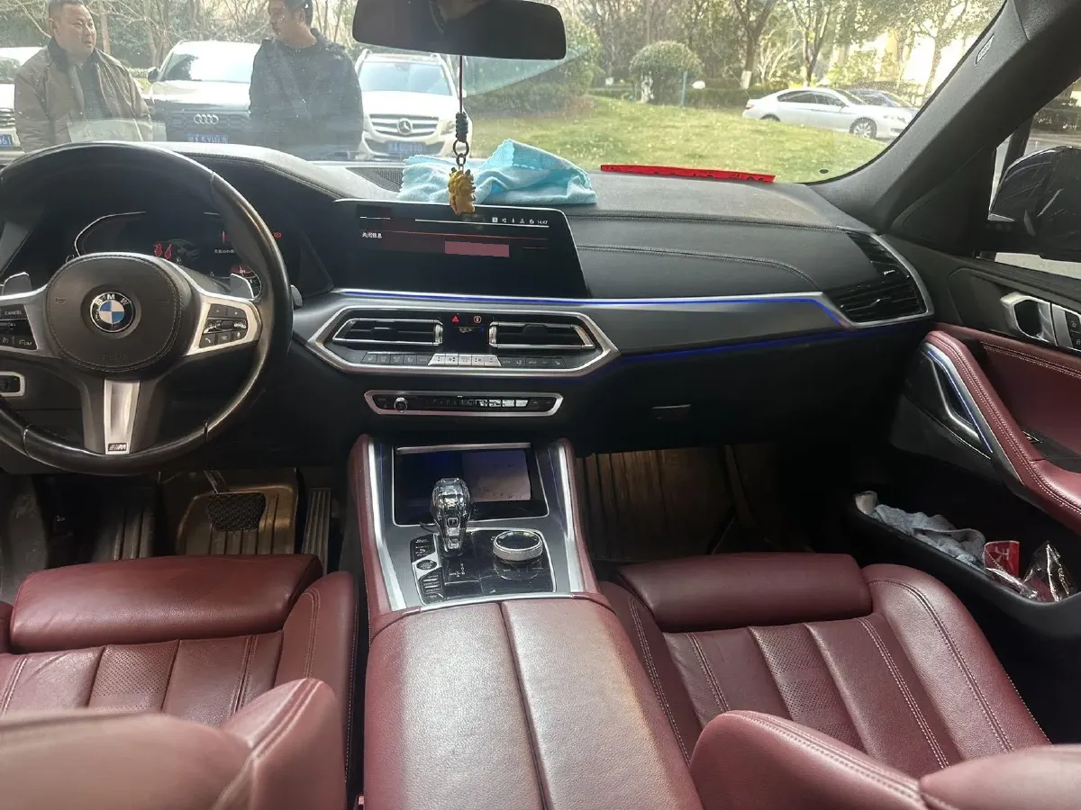 2022 BMW X6 2.0T 265HP L4 8AT,autocango,china used car exporter,china ev exporter,chinese used car exporter,chinese used ev exporter