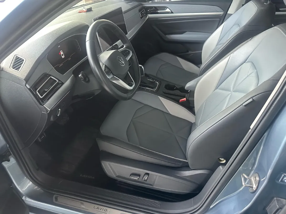 2023 Volkswagen Lavida 1.4T 150HP L4 7DCT,autocango,china used car exporter,china ev exporter,chinese used car exporter,chinese used ev exporter