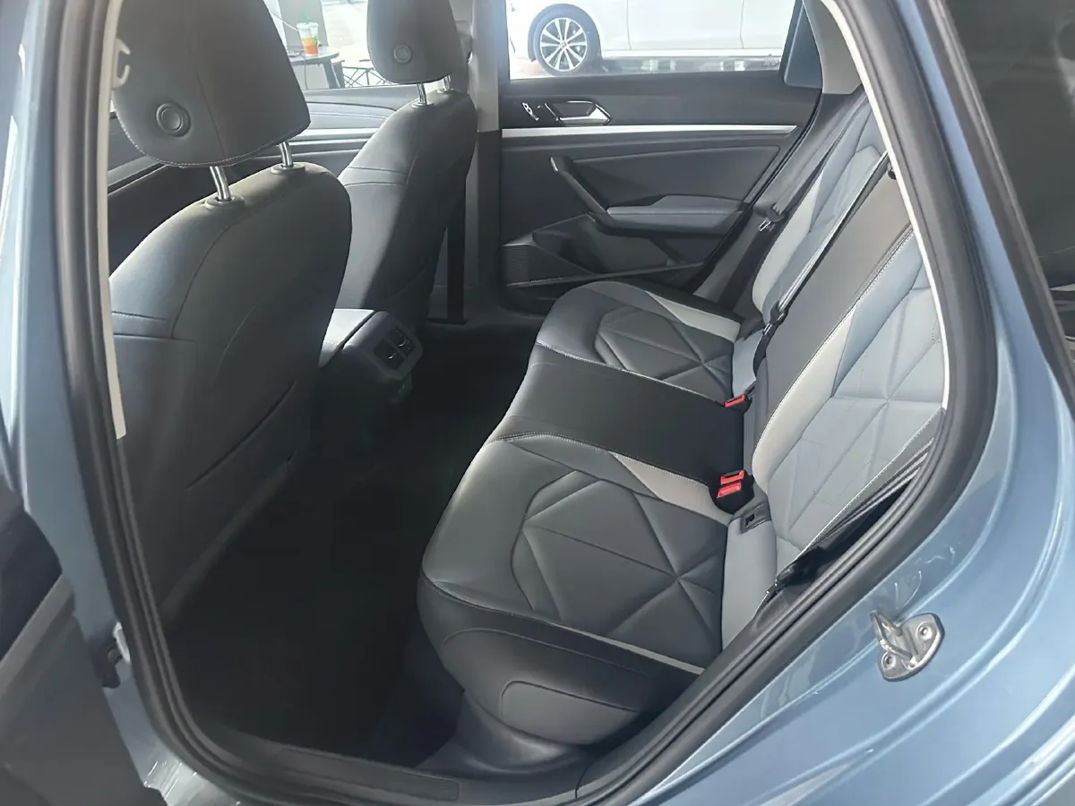 2023 Volkswagen Lavida 1.4T 150HP L4 7DCT,autocango,china used car exporter,china ev exporter,chinese used car exporter,chinese used ev exporter